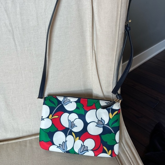 Kate Spade Small Dawn Breezy Floral Crossbody Purse - Picture 3 of 7